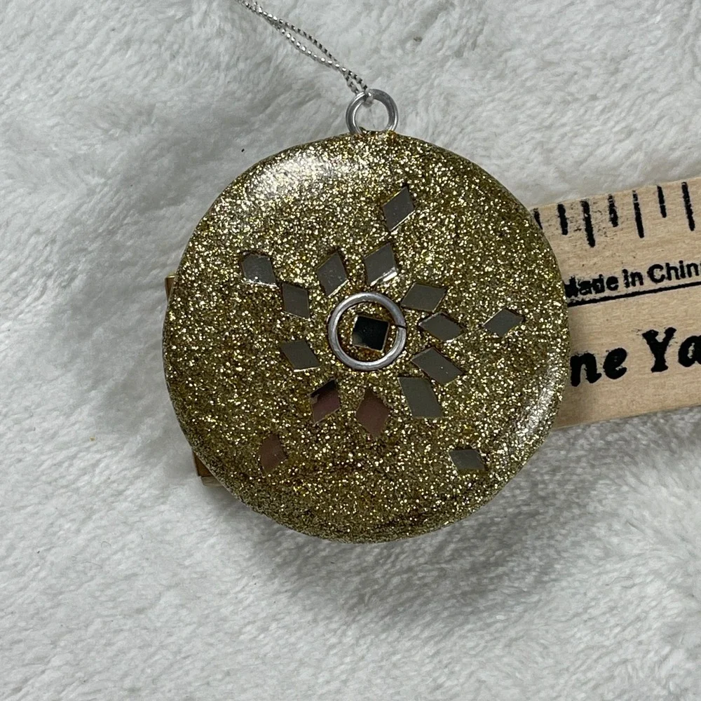 Midwest of Cannon Falls Gold Glitter Mirrored Snowflake Christmas Ornament New